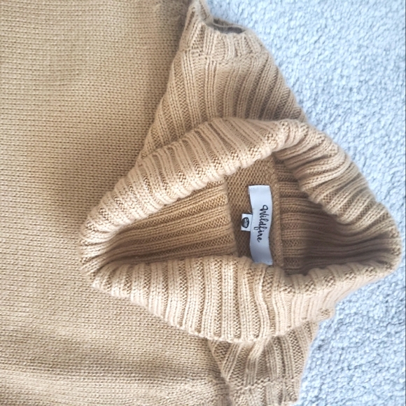 Knit dress size S - Picture 3 of 4